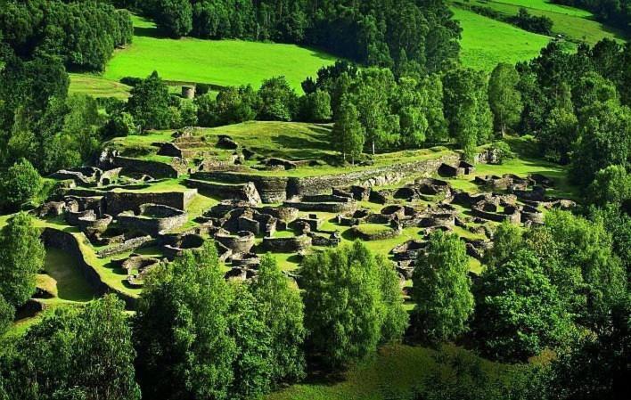 Hotel Hacienda Llamabua Navia Eksteriør bilde
