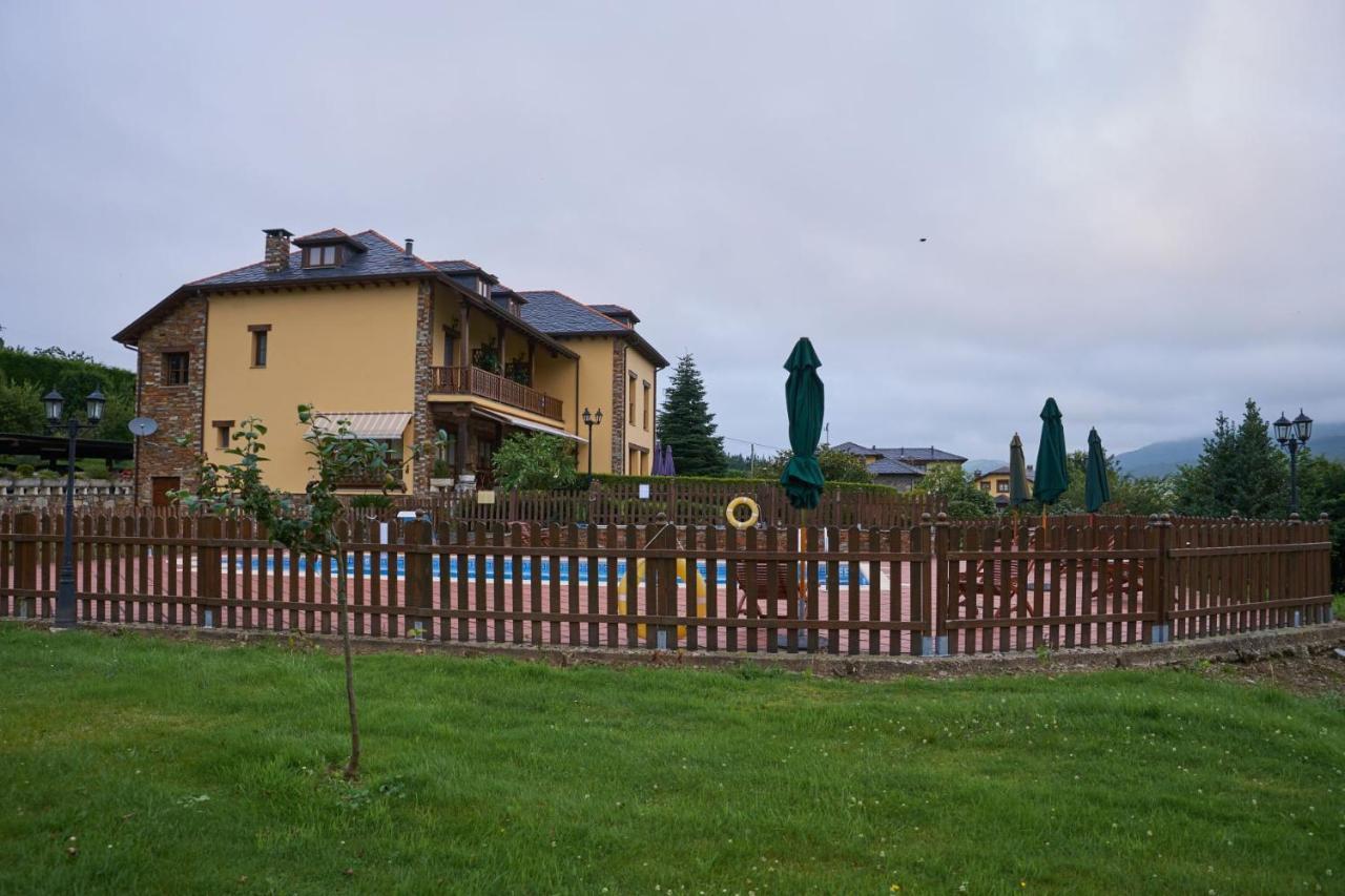 Hotel Hacienda Llamabua Navia Eksteriør bilde