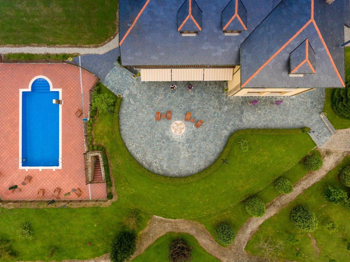 Hotel Hacienda Llamabua Navia Eksteriør bilde