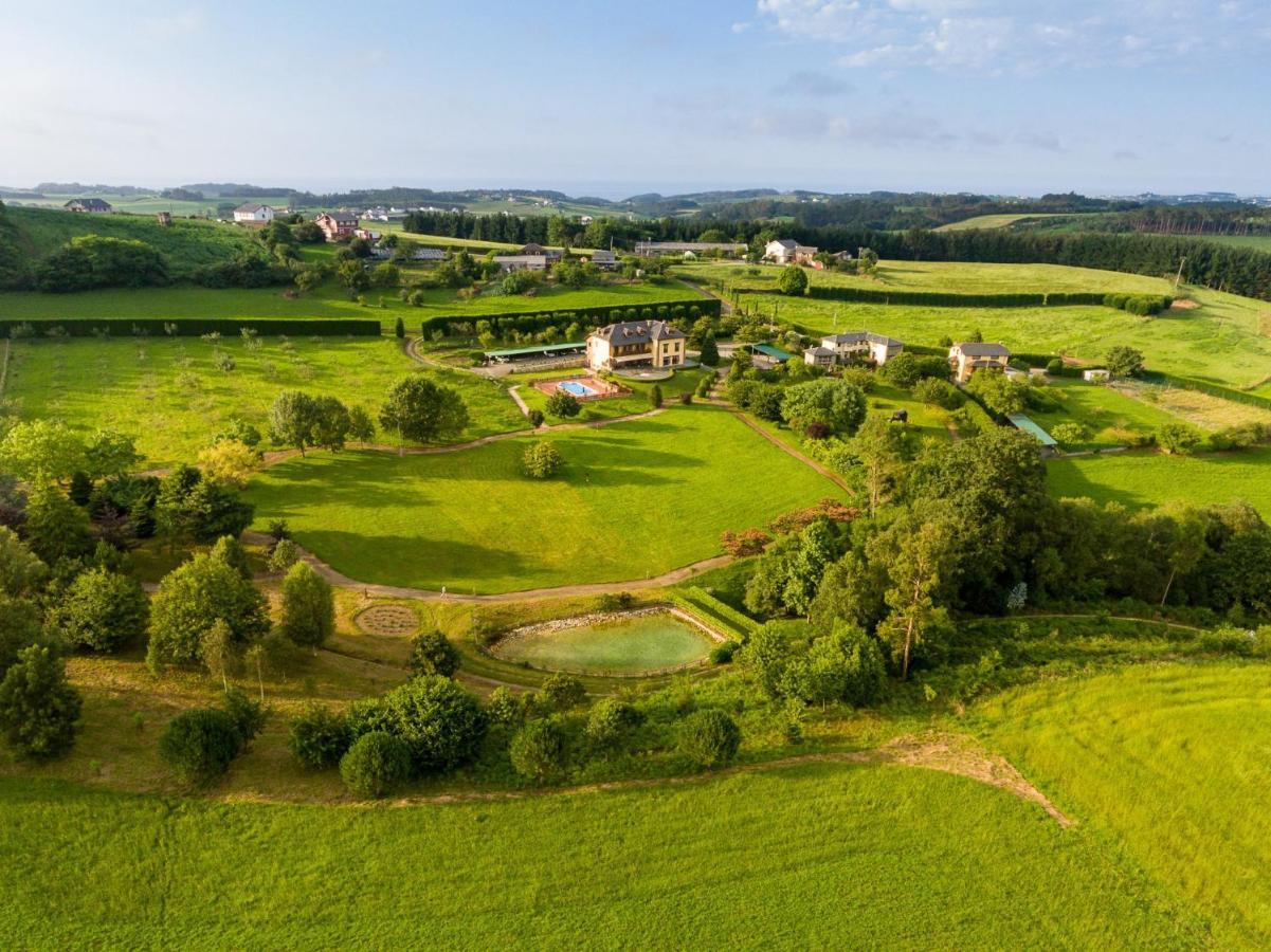 Hotel Hacienda Llamabua Navia Eksteriør bilde