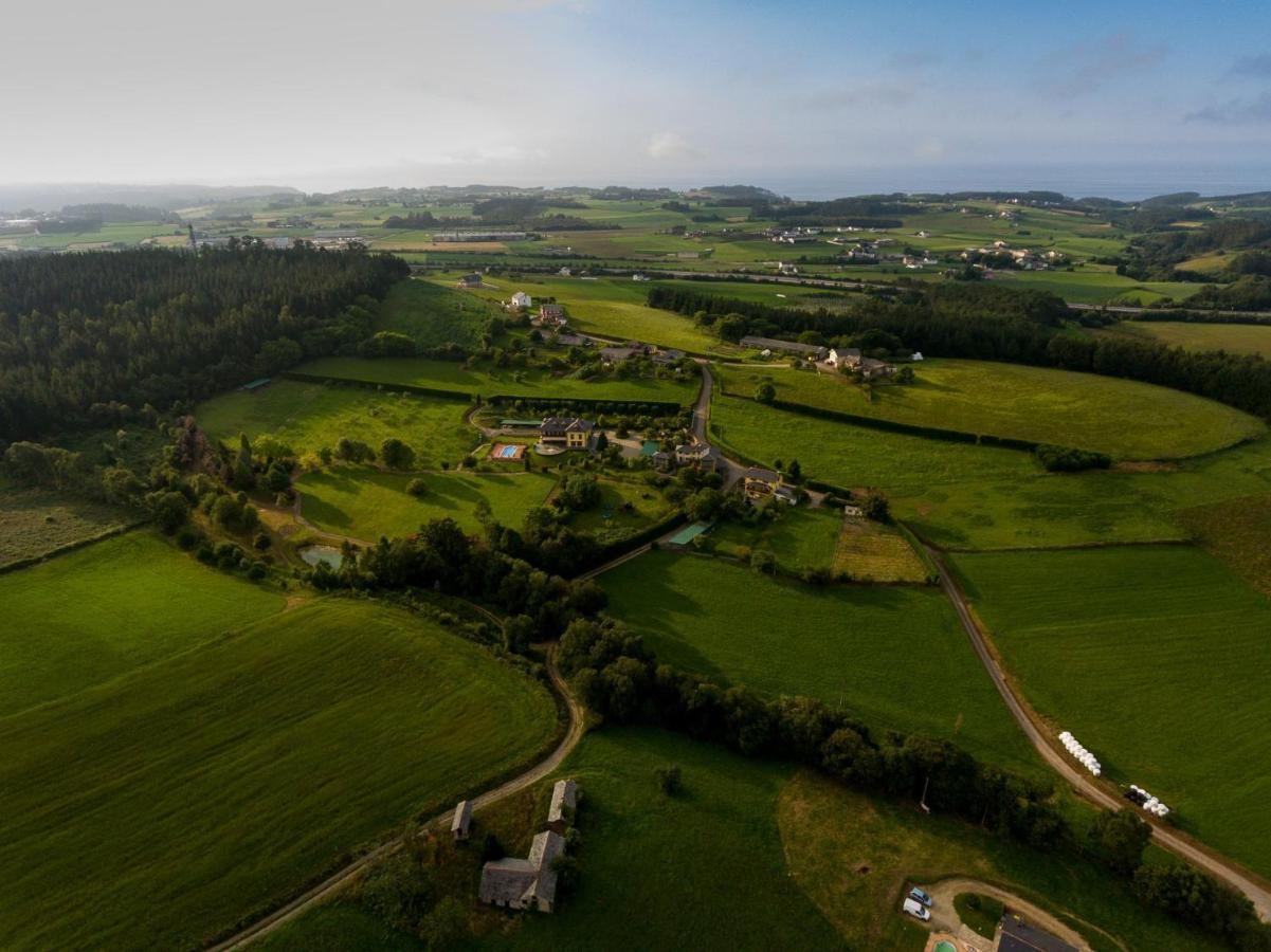 Hotel Hacienda Llamabua Navia Eksteriør bilde