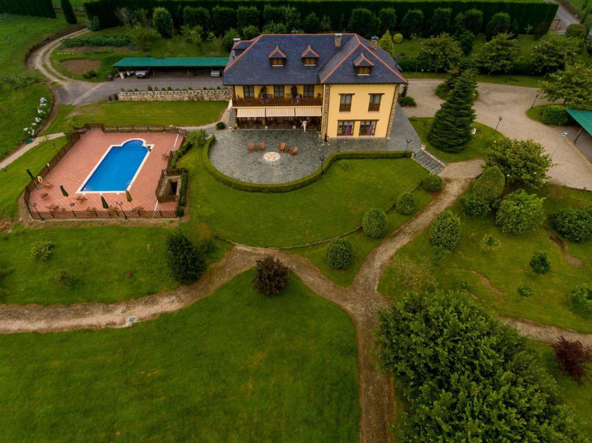 Hotel Hacienda Llamabua Navia Eksteriør bilde