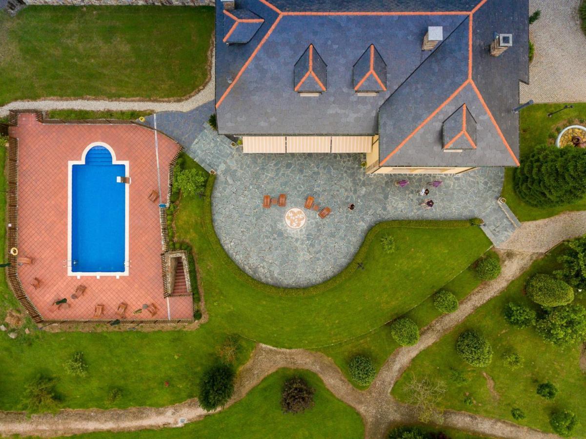 Hotel Hacienda Llamabua Navia Eksteriør bilde